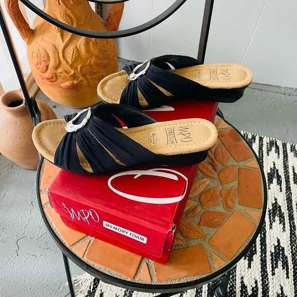 💙Impo GENEEN Sandals in  MIDNIGHT BLUE with Silver Accent - Picture 3 of 6